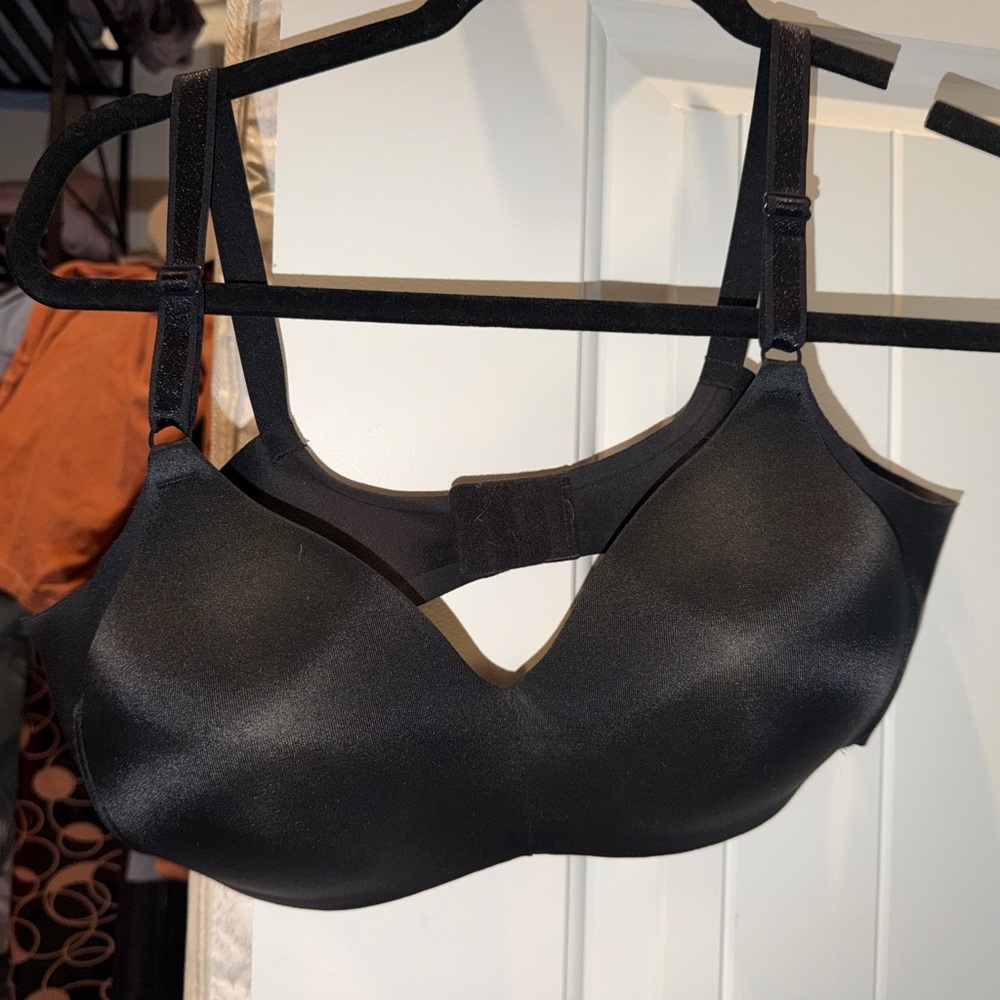 Women’s Black and Sky Blue Bra 38C NWOT - Picture 4 of 5